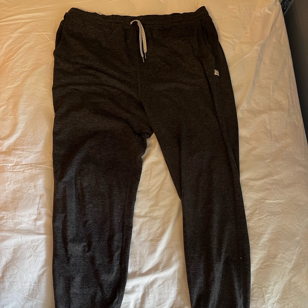 Vuori XL-tall Charcoal Joggers